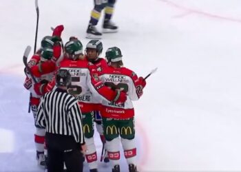 Jubel efter ett av Frölundas fyra mål mot HV71. Foto: TV4 (skärmdump)